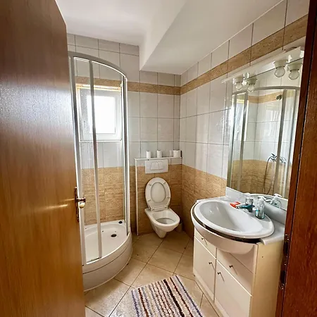 Apartman Sea View 10 Min Walk To And Center
