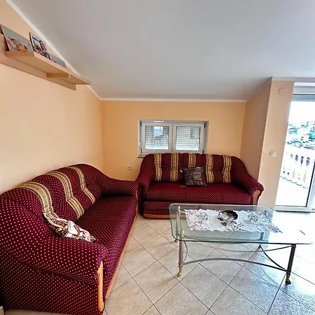 Apartman Sea View 10 Min Walk To And Center Novi Vinodolski